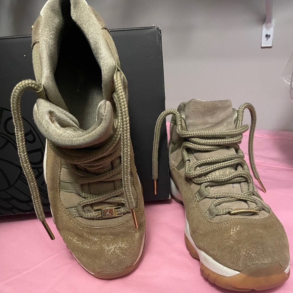 Nike Jordans Retro 11 Shoes